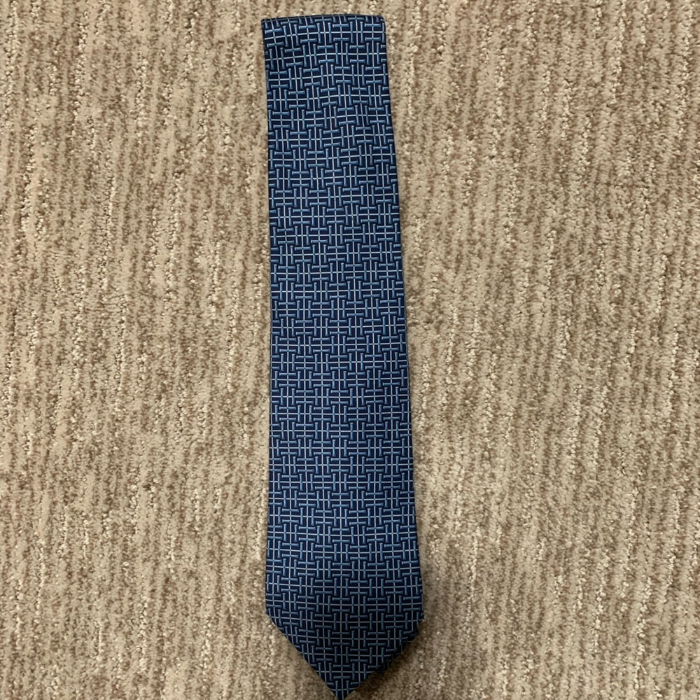 4 Ties: NWT Hermes, Brioni and Burberry Tie Collection